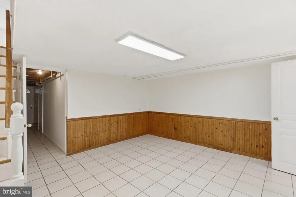 7020 KINDRED STREET Philadelphia, PA 19149