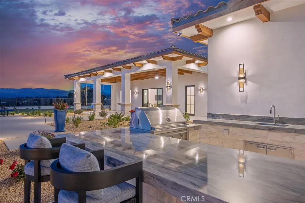 277 Crestview Avenue Camarillo, CA 93010