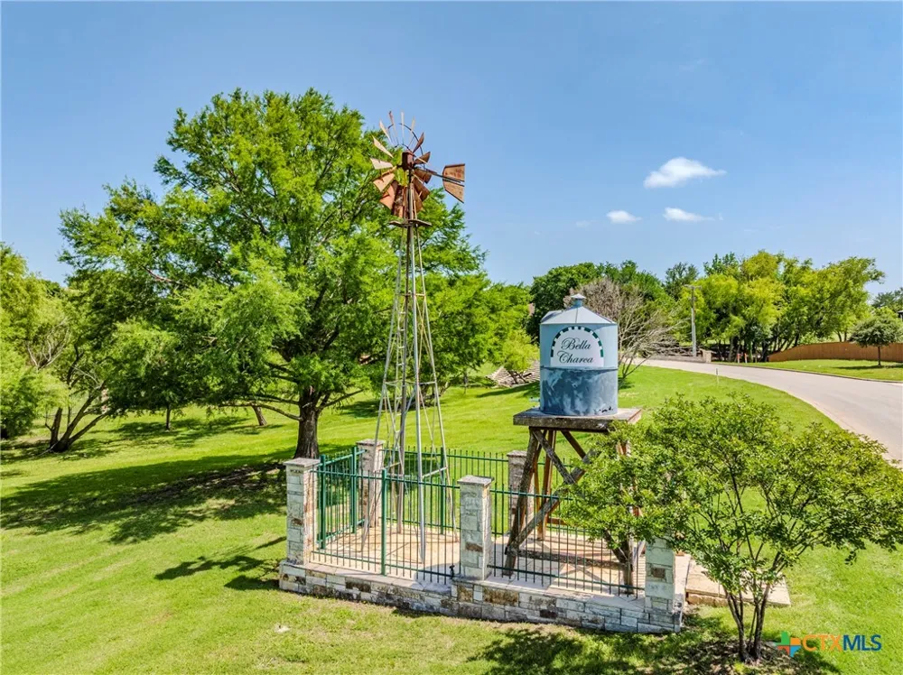 4090 Turning Leaf Drive Nolanville, TX 76559