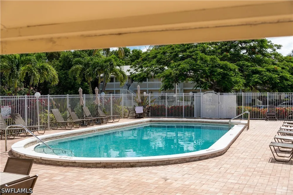 Bayshore Drive #I-4 Naples, FL 34112