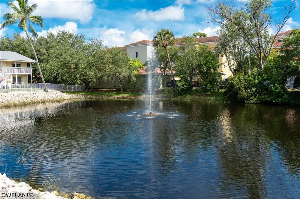 Bayshore Drive #I-4 Naples, FL 34112