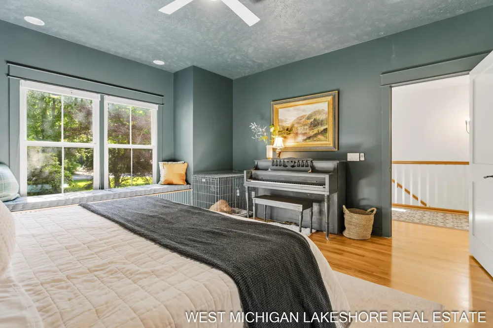 3260 Lorrimar Lane Saugatuck, MI 49453