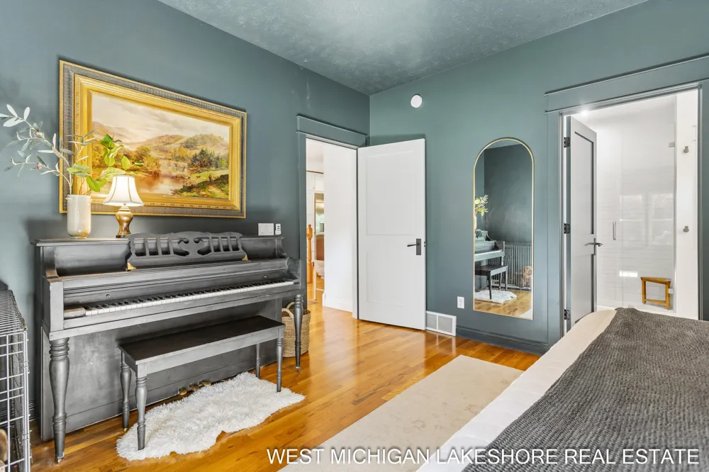 3260 Lorrimar Lane Saugatuck, MI 49453