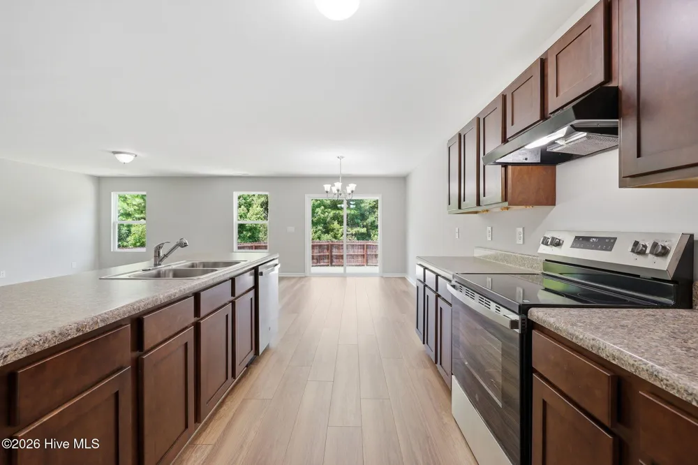 320 Adobe Lane Jacksonville, NC 28546