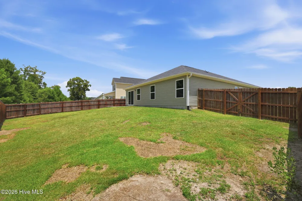 320 Adobe Lane Jacksonville, NC 28546