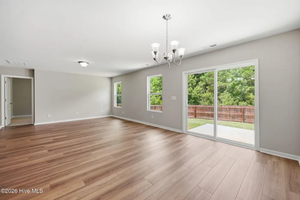 320 Adobe Lane Jacksonville, NC 28546