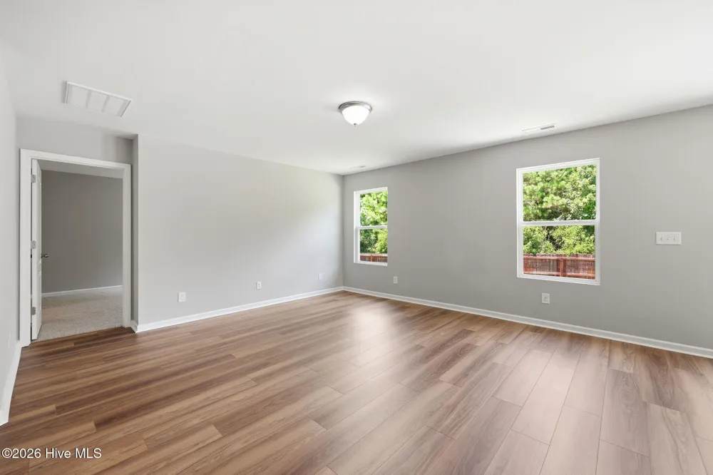 320 Adobe Lane Jacksonville, NC 28546