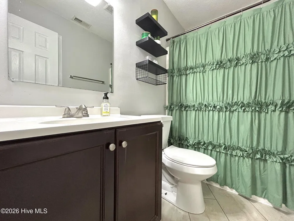 152 Horse Shoe Bend Jacksonville, NC 28546