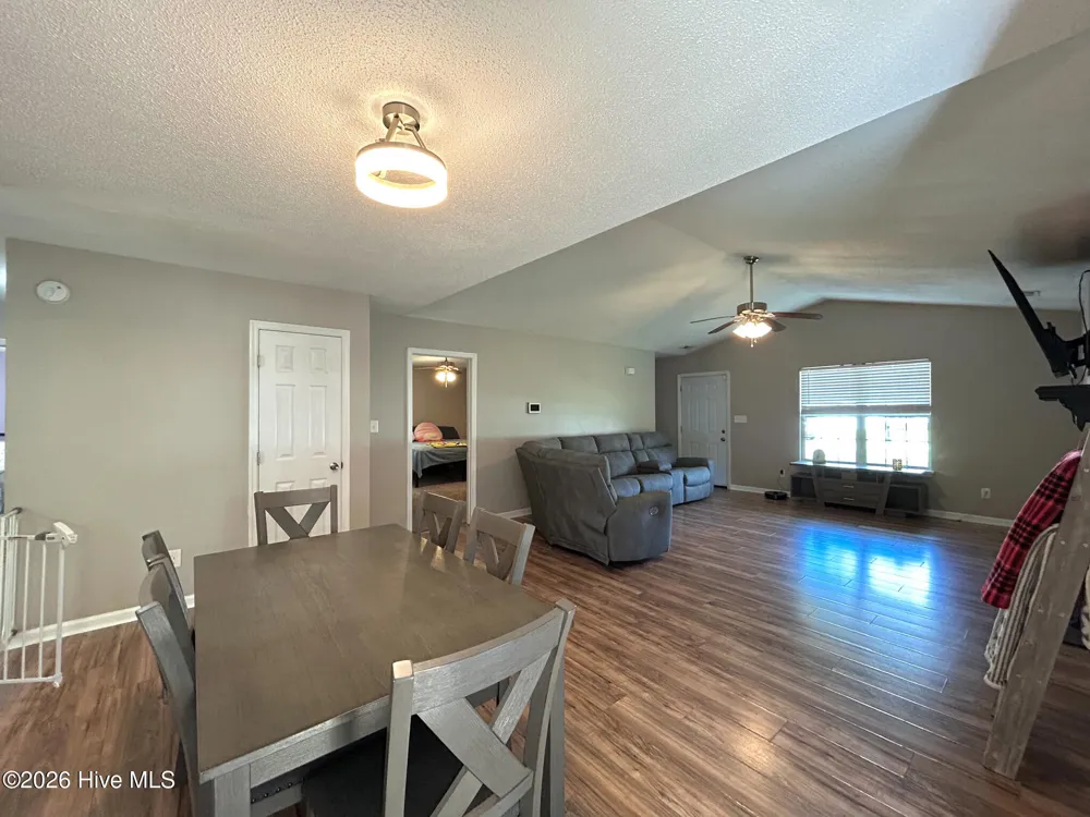 152 Horse Shoe Bend Jacksonville, NC 28546