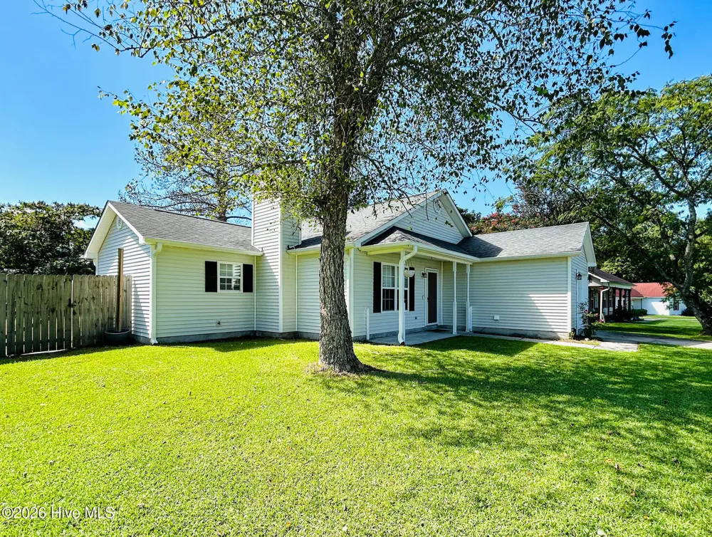152 Horse Shoe Bend Jacksonville, NC 28546