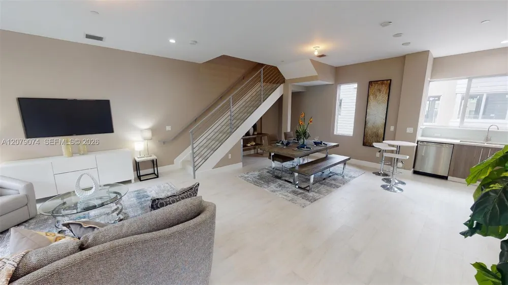 626 NE 12th Ave #626 Fort Lauderdale, FL 33304