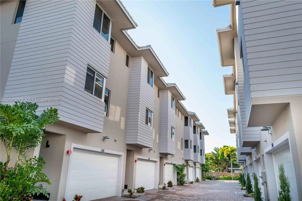 626 NE 12th Ave #626 Fort Lauderdale, FL 33304