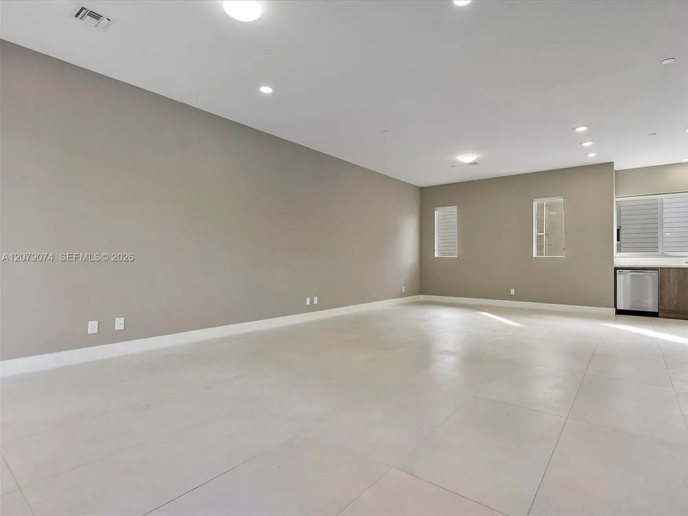 626 NE 12th Ave #626 Fort Lauderdale, FL 33304