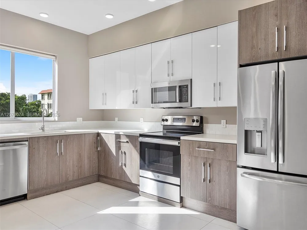 626 NE 12th Ave #626 Fort Lauderdale, FL 33304