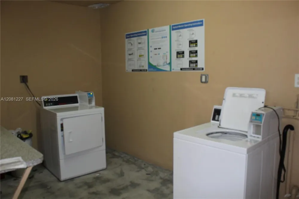6780 W 2nd Ct #401 Hialeah, FL 33012