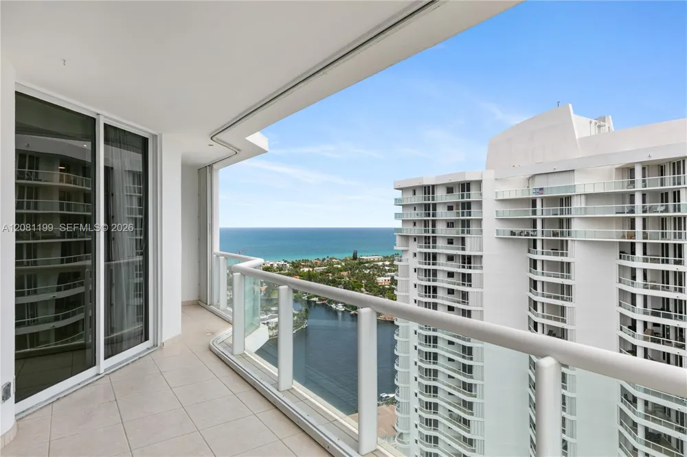 21150 Point PL #LPH 2902 Aventura, FL 33180