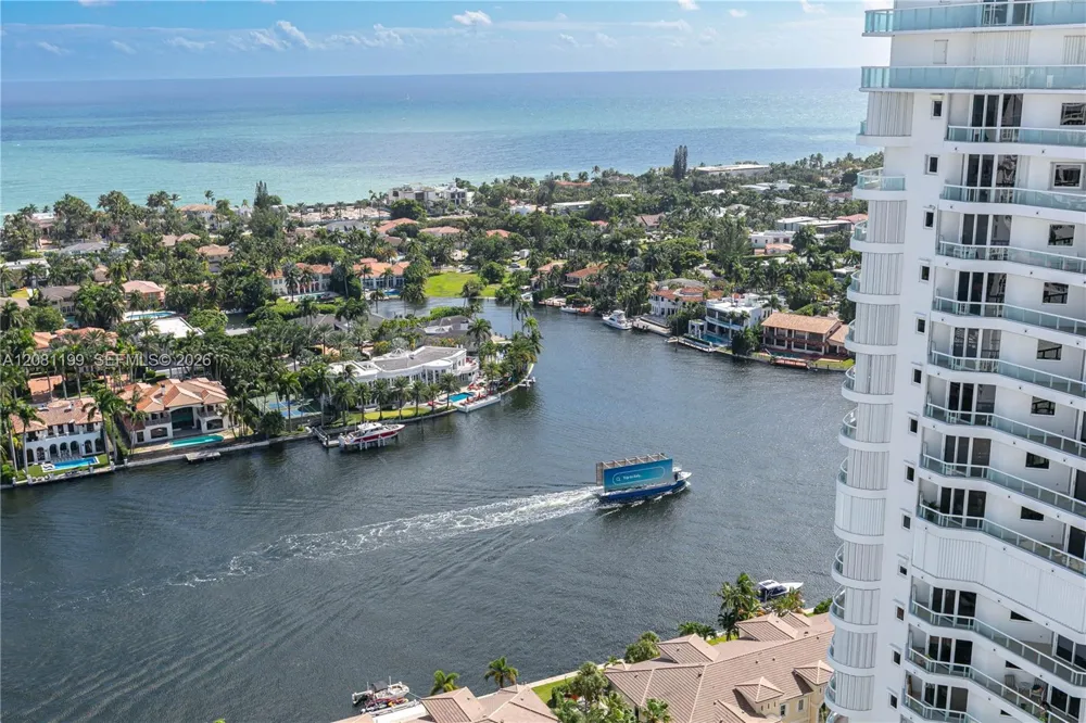 21150 Point PL #LPH 2902 Aventura, FL 33180