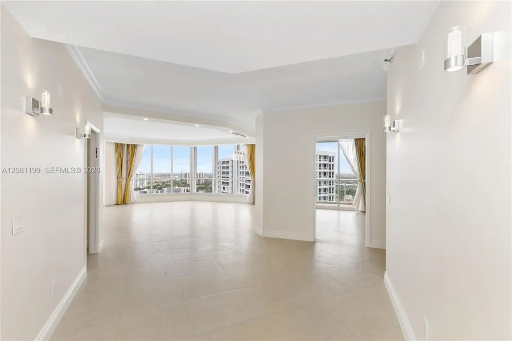 21150 Point PL #LPH 2902 Aventura, FL 33180