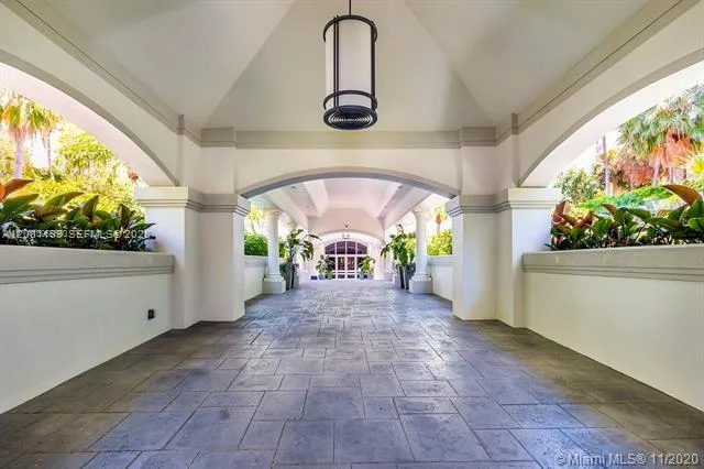 21150 Point PL #LPH 2902 Aventura, FL 33180