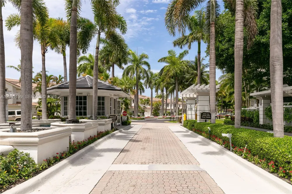 21150 Point PL #LPH 2902 Aventura, FL 33180