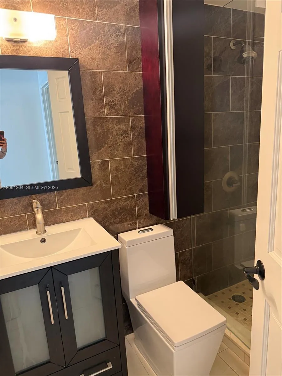 1457 MERIDIAN AV #103 Miami Beach, FL 33139