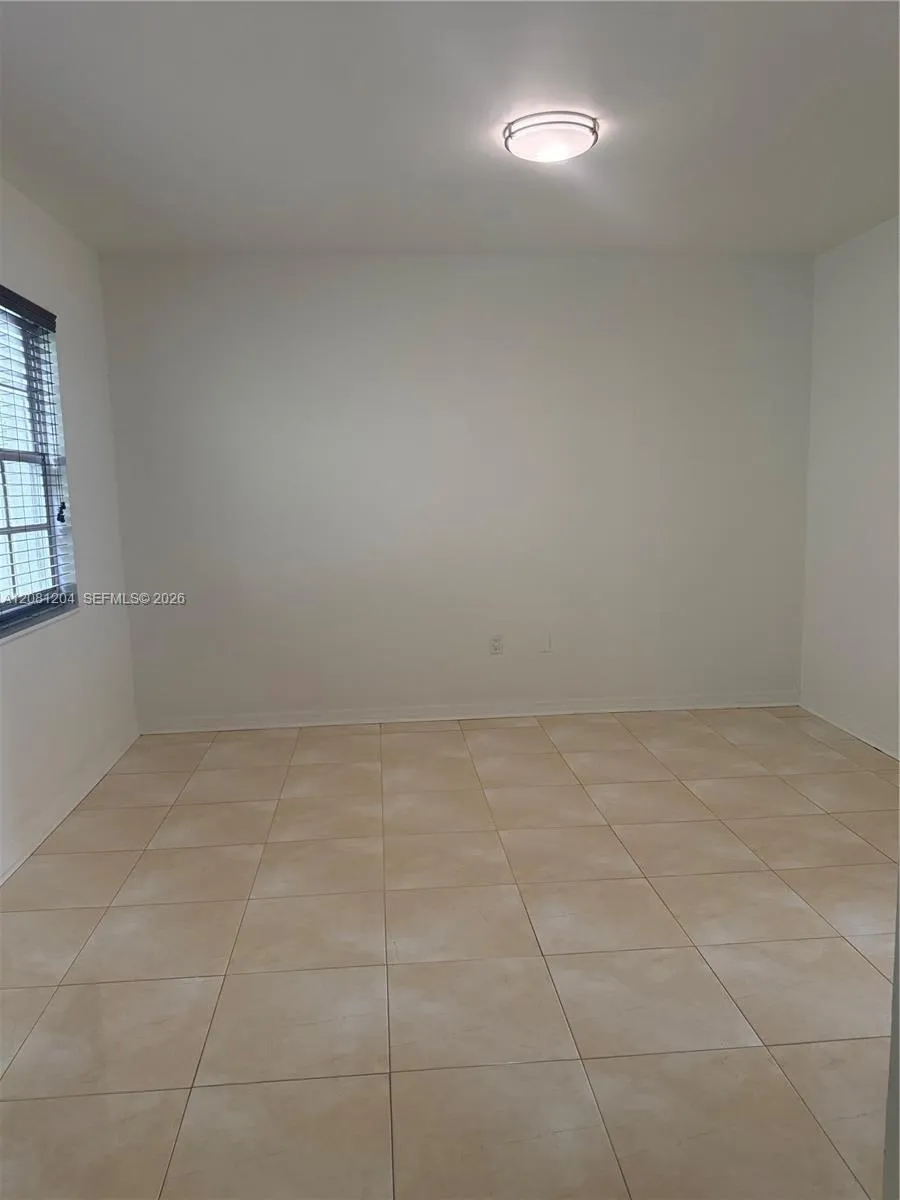 1457 MERIDIAN AV #103 Miami Beach, FL 33139