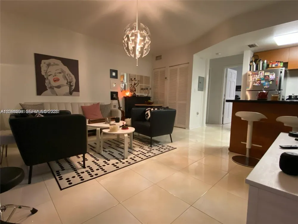 1457 MERIDIAN AV #103 Miami Beach, FL 33139