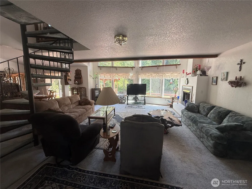 82 NE Miller Road Belfair, WA 98528