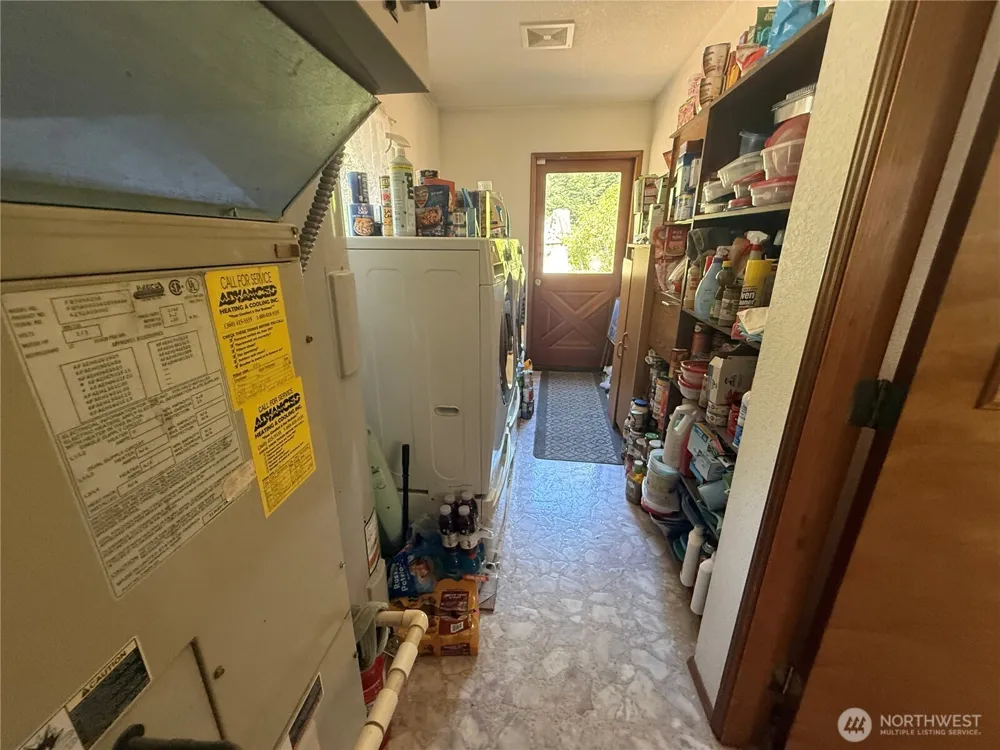 82 NE Miller Road Belfair, WA 98528