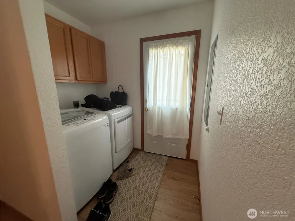 82 NE Miller Road Belfair, WA 98528
