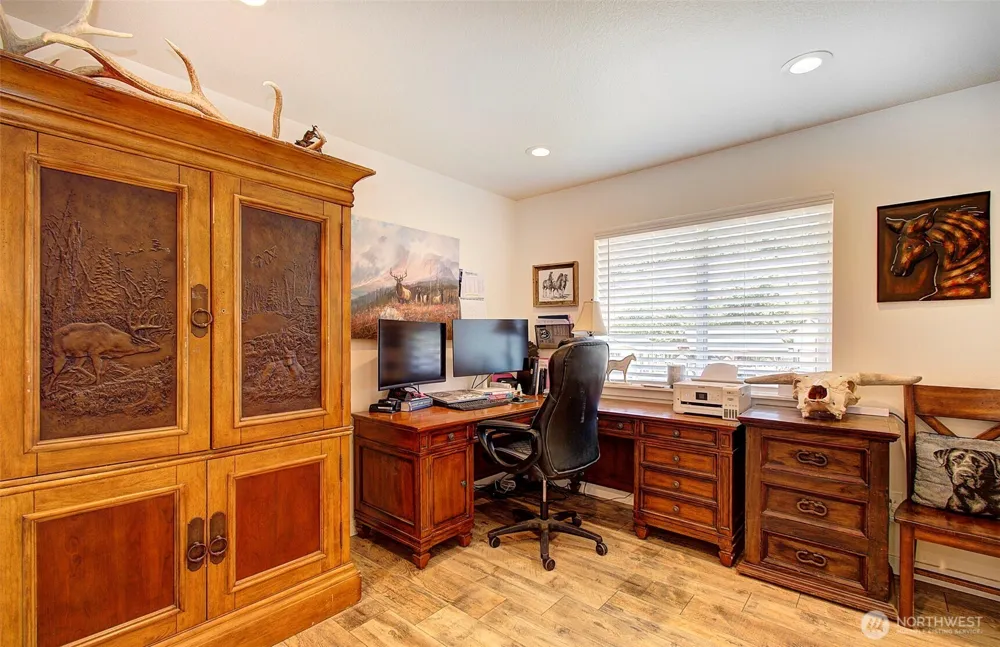 275 Studebaker Spur 2 Road Castle Rock, WA 98611