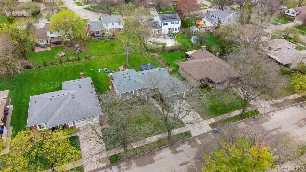 7323 Burgundy Street Canton Charter Township, MI 48187