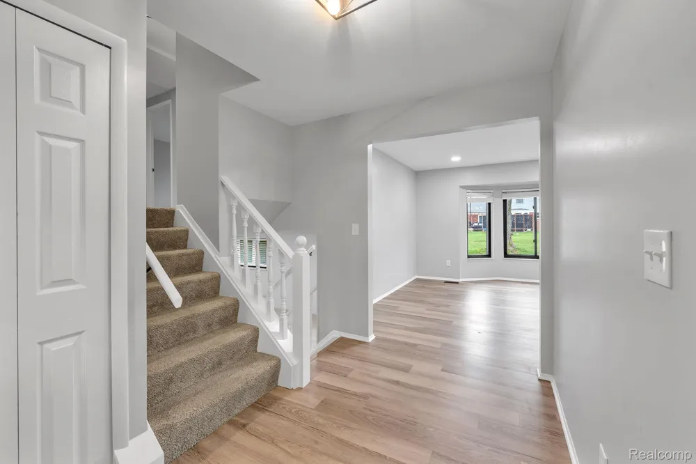 7323 Burgundy Street Canton Charter Township, MI 48187