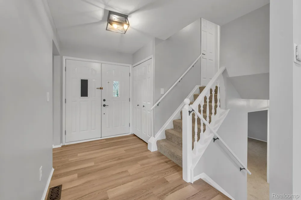 7323 Burgundy Street Canton Charter Township, MI 48187