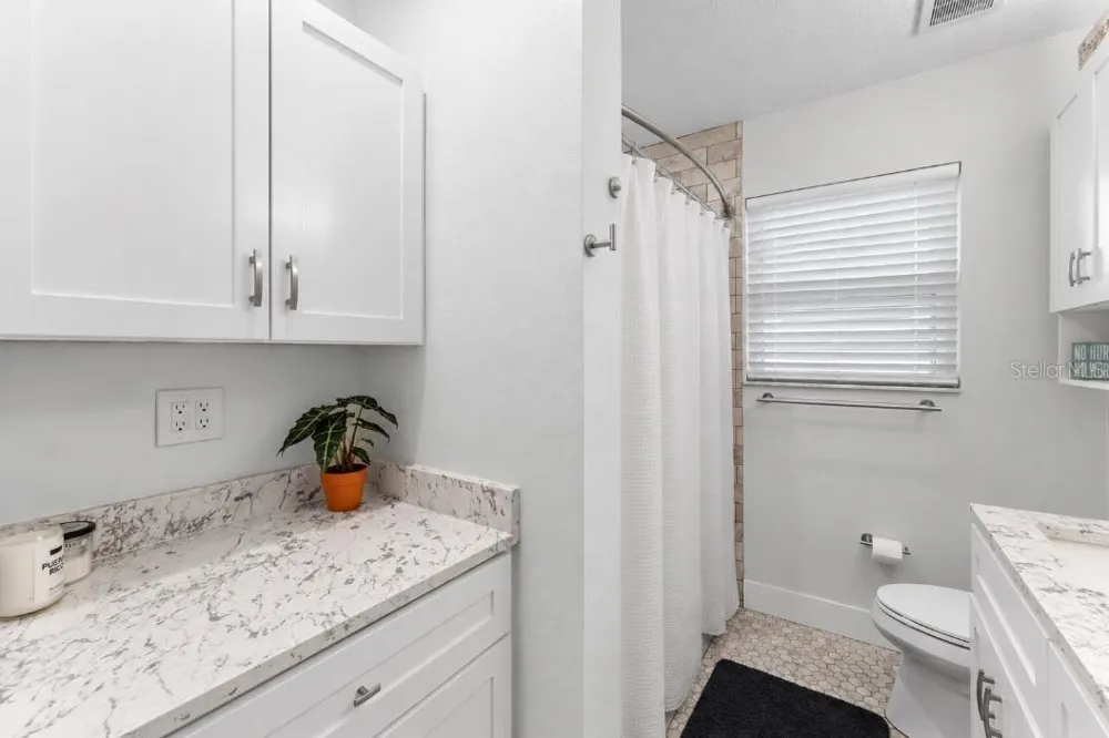 1812 JANICE AVENUE Orlando, FL 32803