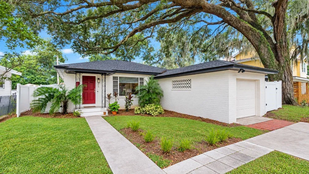 1812 JANICE AVENUE Orlando, FL 32803