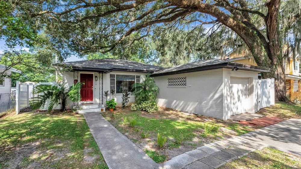 1812 JANICE AVENUE Orlando, FL 32803