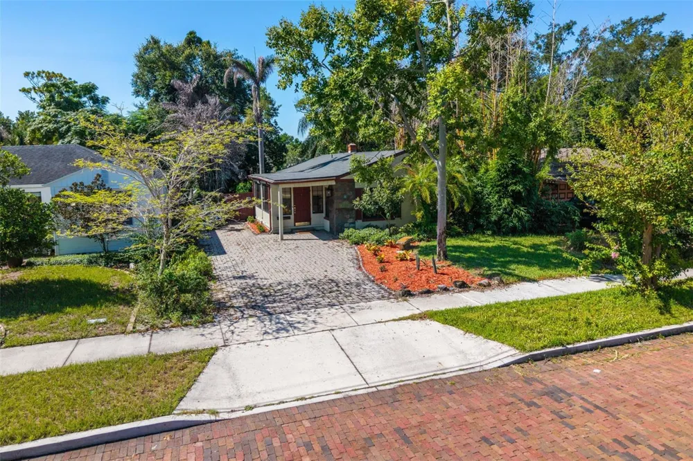 1710 OREGON STREET Orlando, FL 32803