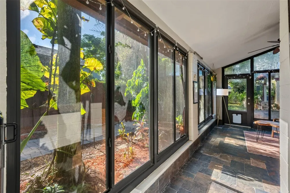 1710 OREGON STREET Orlando, FL 32803
