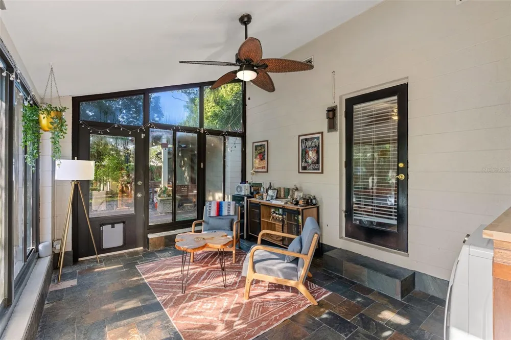 1710 OREGON STREET Orlando, FL 32803