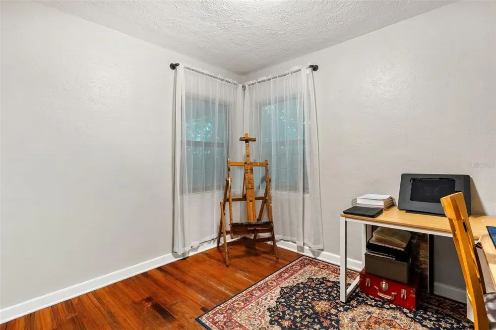 1710 OREGON STREET Orlando, FL 32803