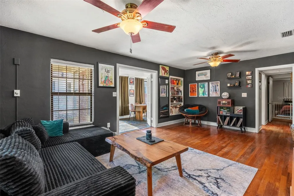 1710 OREGON STREET Orlando, FL 32803