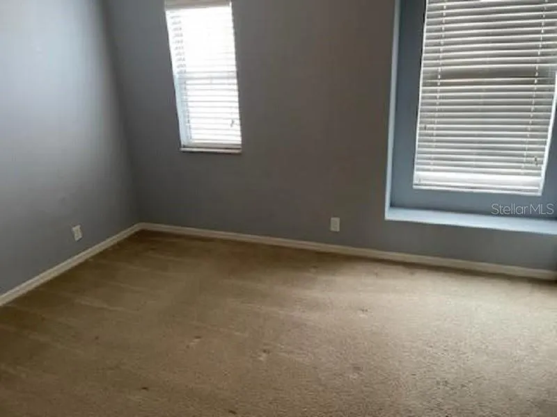 1983 SEARAY SHORE DRIVE Clearwater, FL 33763