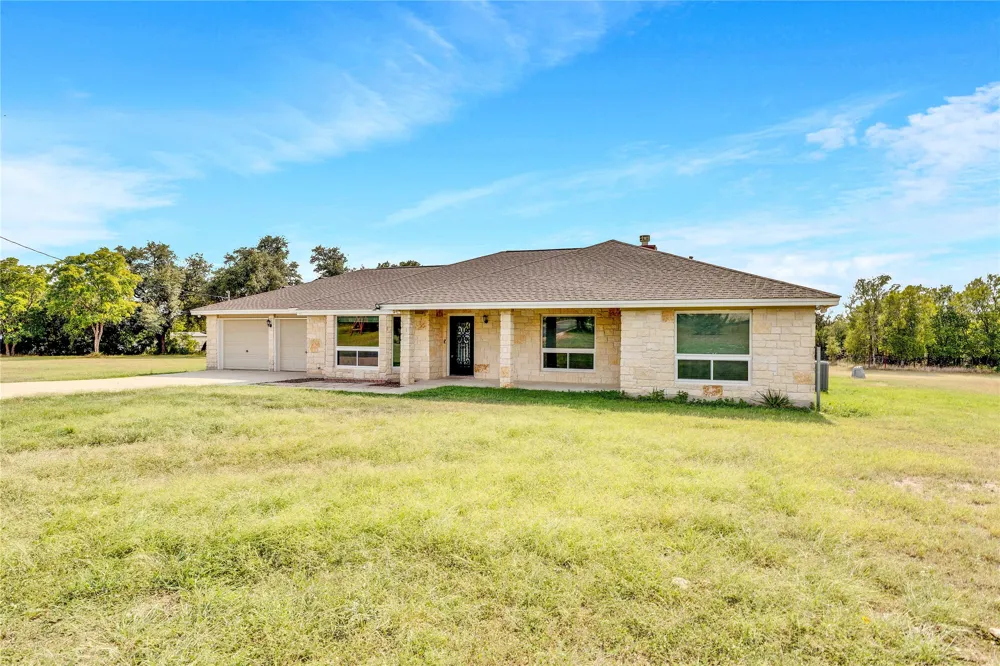451 County Road 276 Road Leander, TX 78641