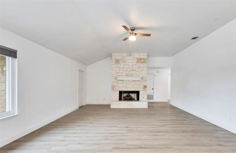 451 County Road 276 Road Leander, TX 78641