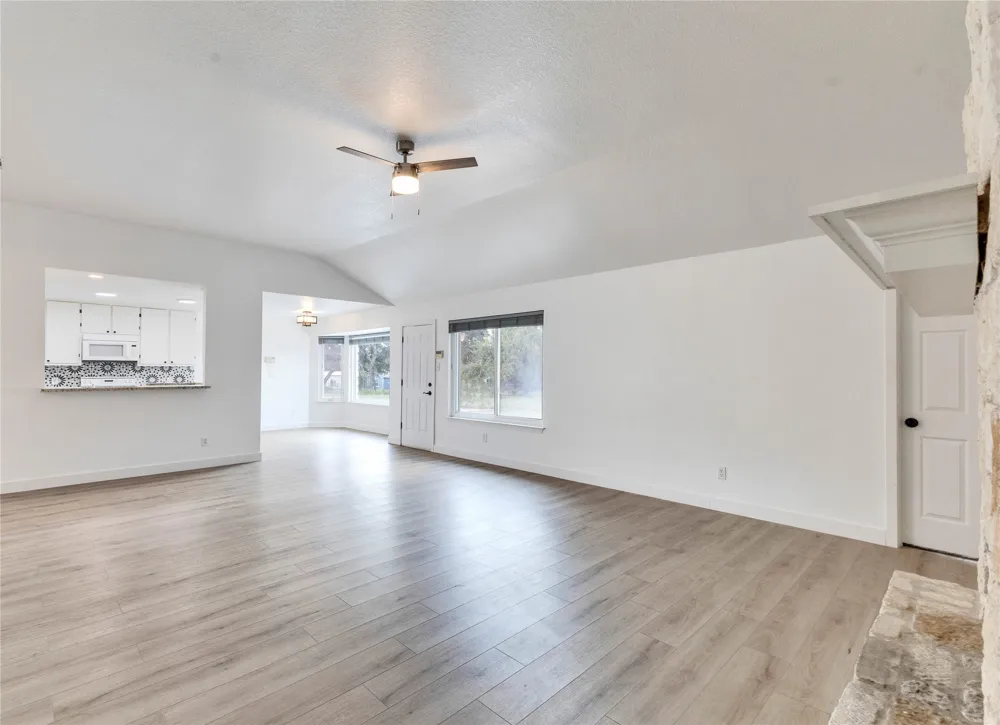 451 County Road 276 Road Leander, TX 78641