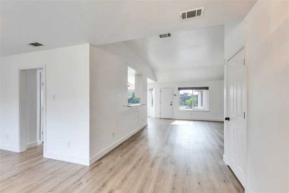 451 County Road 276 Road Leander, TX 78641