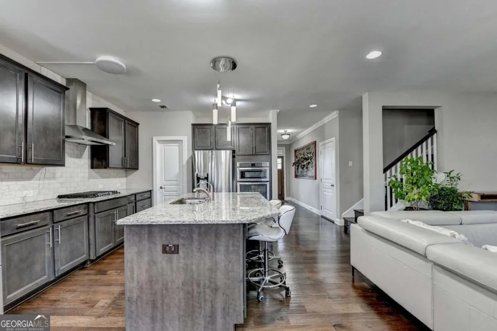 4111 Woodward Walk LN Suwanee, GA 30024