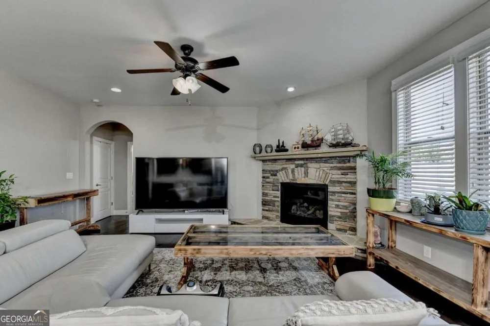 4111 Woodward Walk LN Suwanee, GA 30024