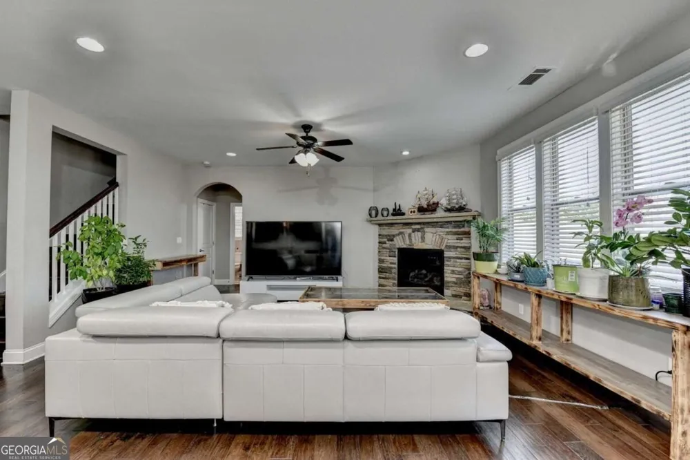 4111 Woodward Walk LN Suwanee, GA 30024